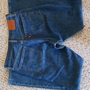 Levis 501 button skinny
